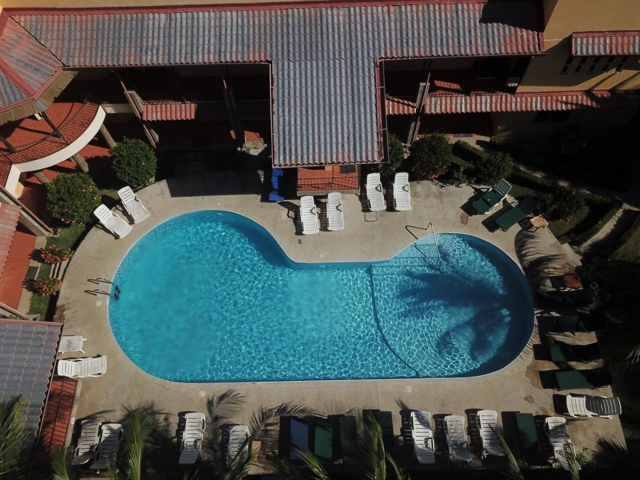 Hotel Isolina Beach Potrero  Exteriör bild